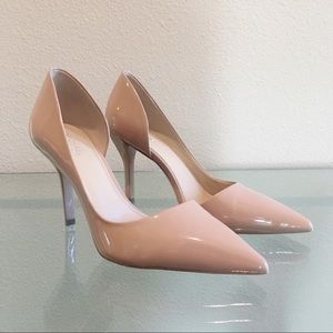 Micheal Kors Patent Leather Pumps in Nude